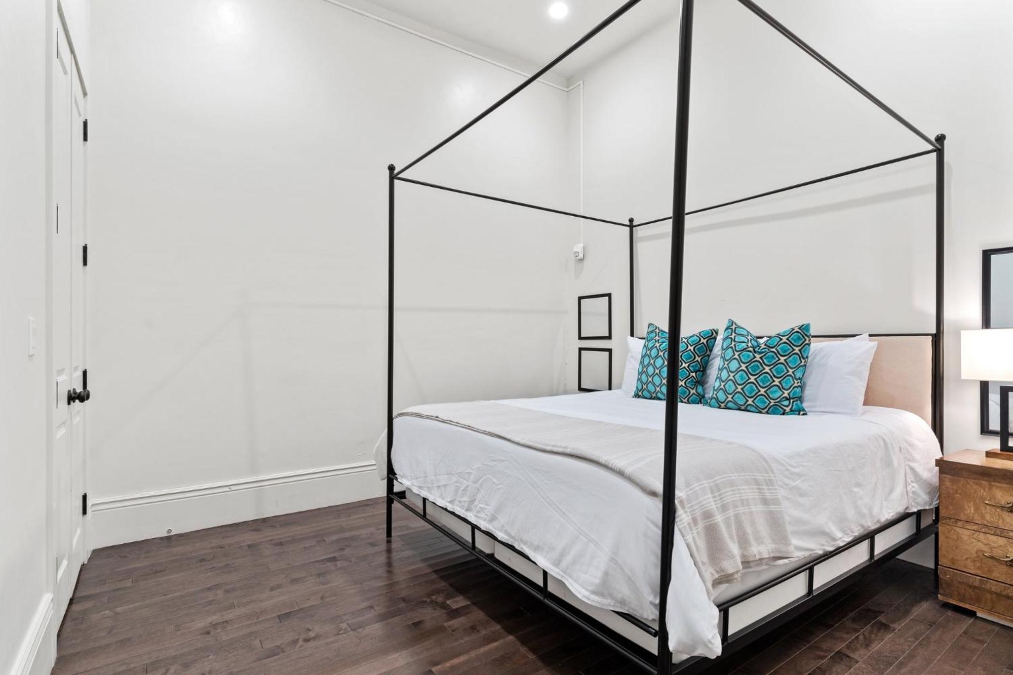 Hotel 4br Cbd Home, Ideal For Groups & Great Memories *