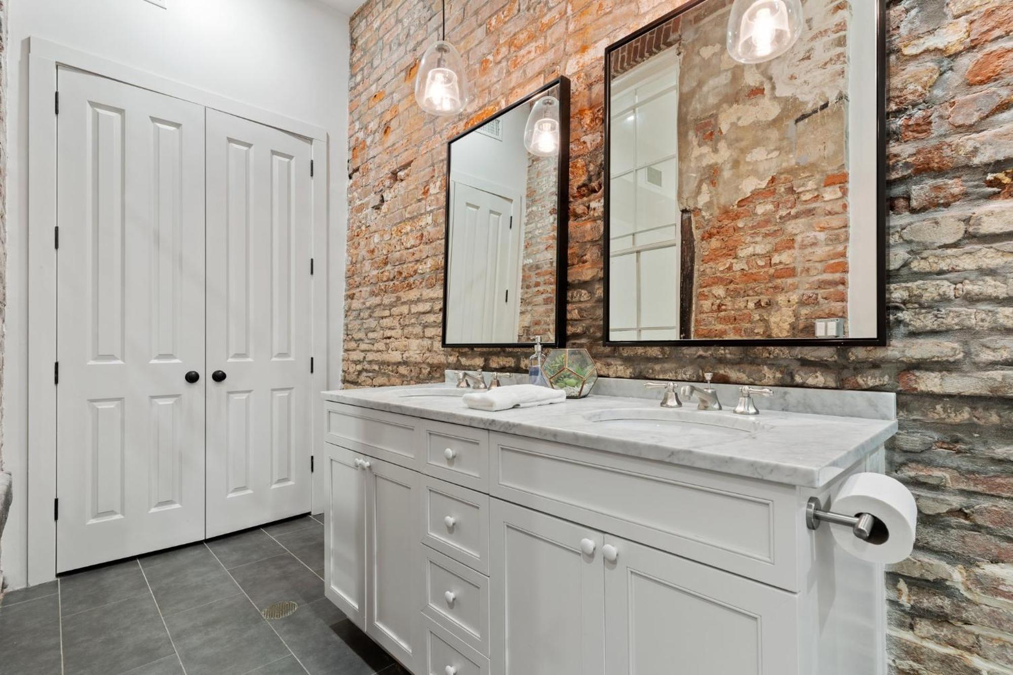 4br Cbd Home, Ideal For Groups & Great Memories Hotel *