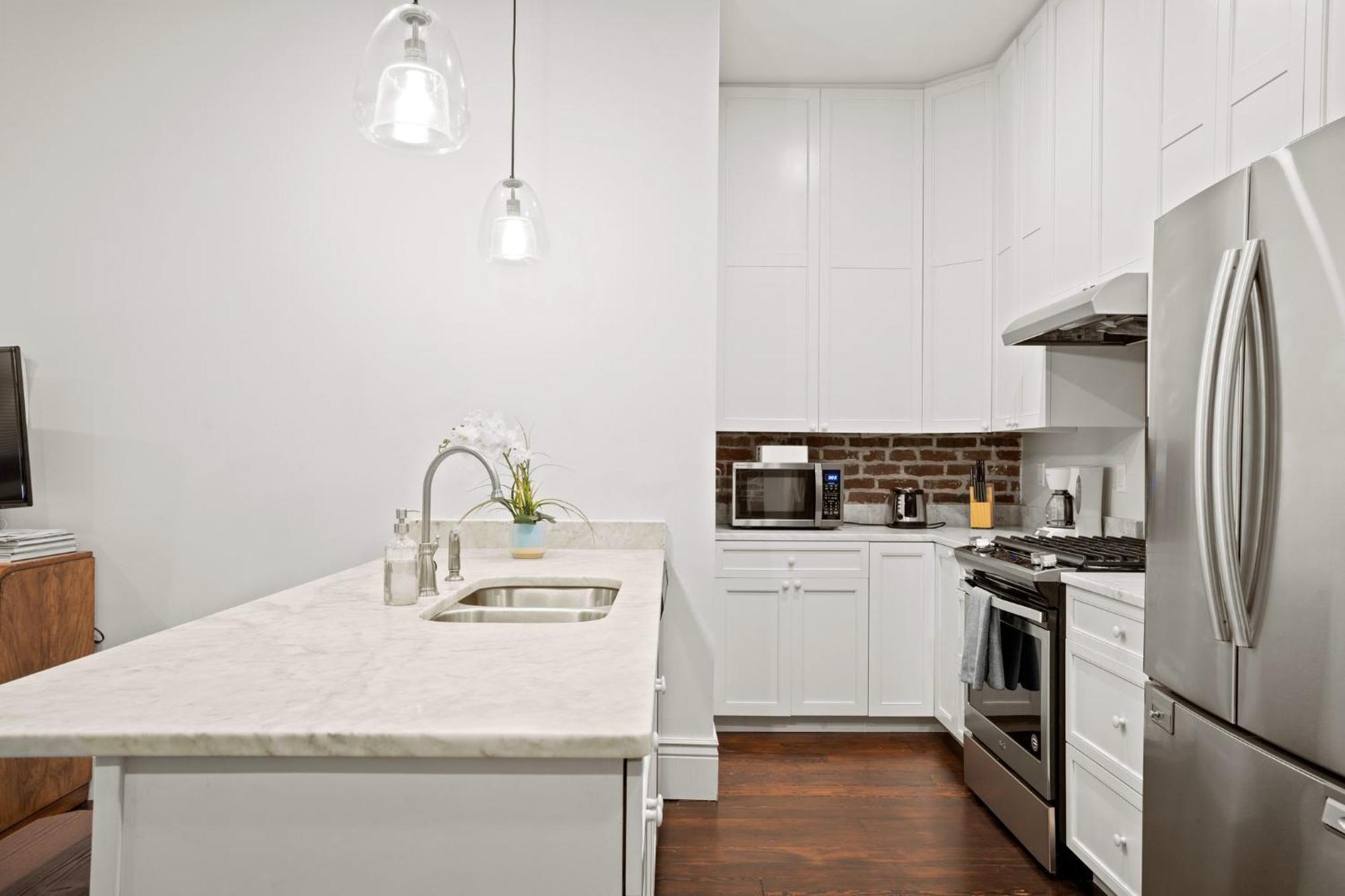 Charming Cbd 4br On Gravier Near Jazz & Dining Hotel New Orleans