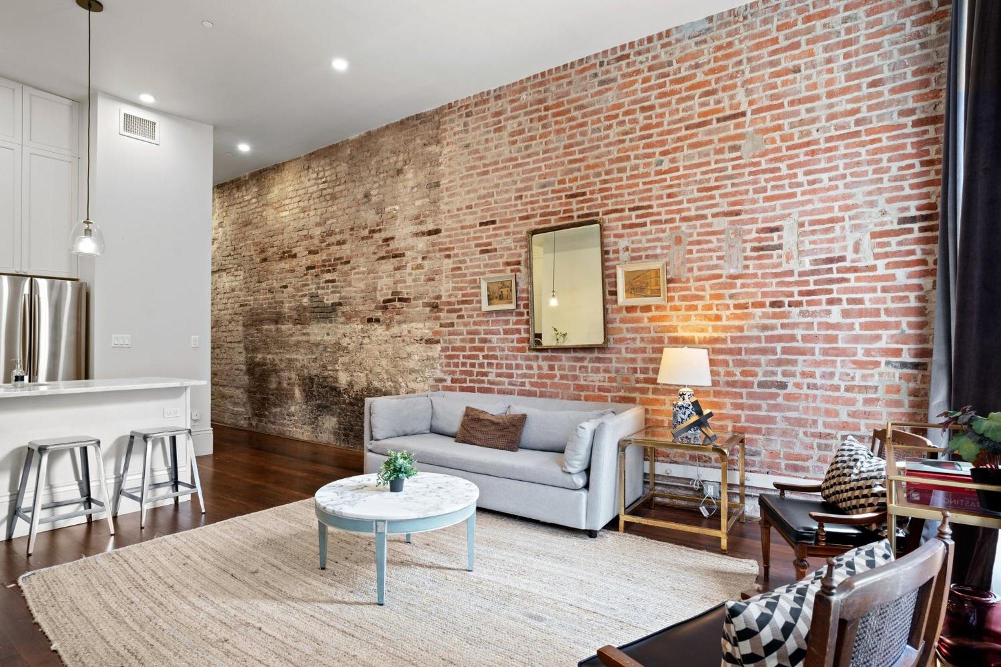 4br Gem On Gravier Close To Dining & Souvenirs