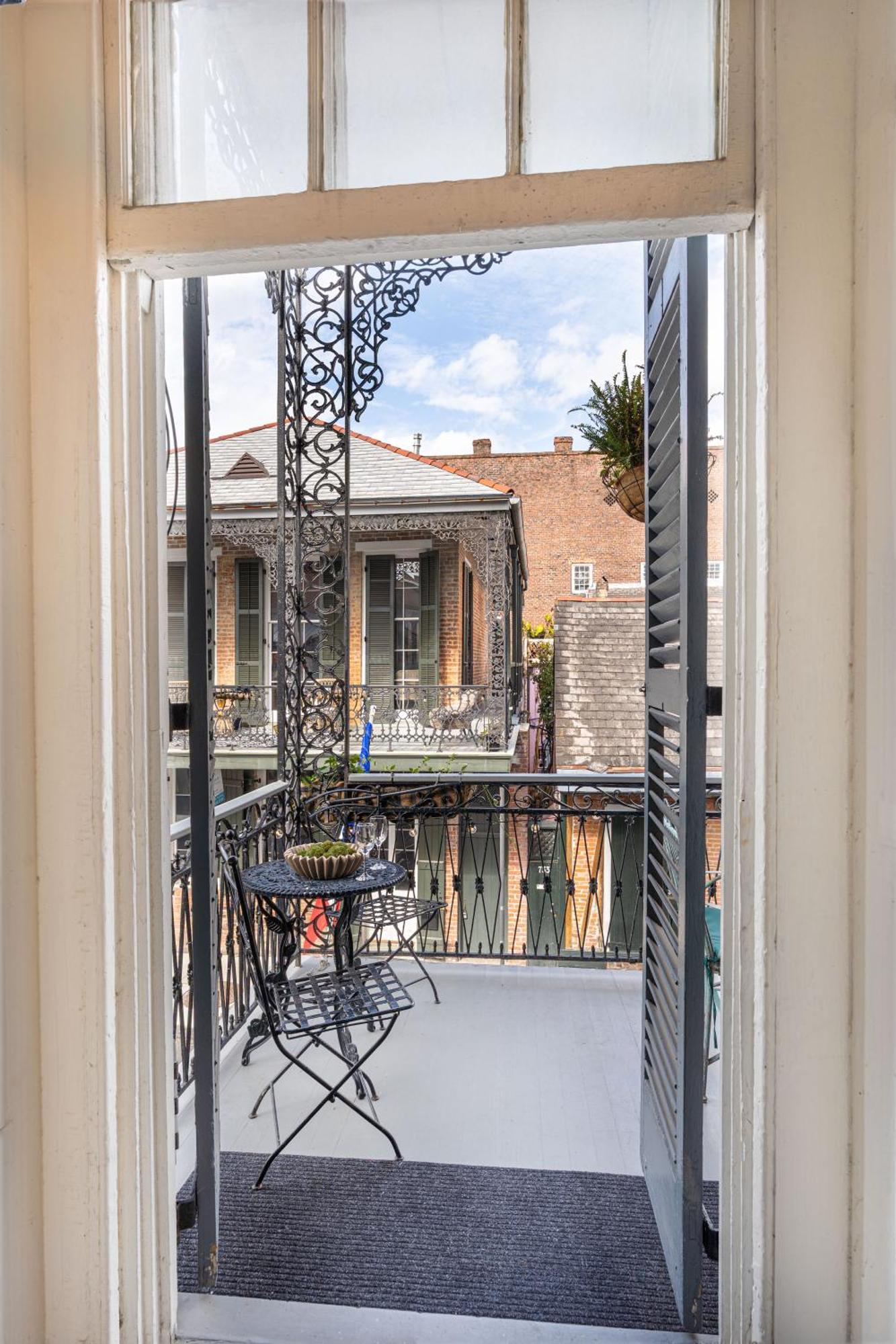 French Quarter Mansion 3*