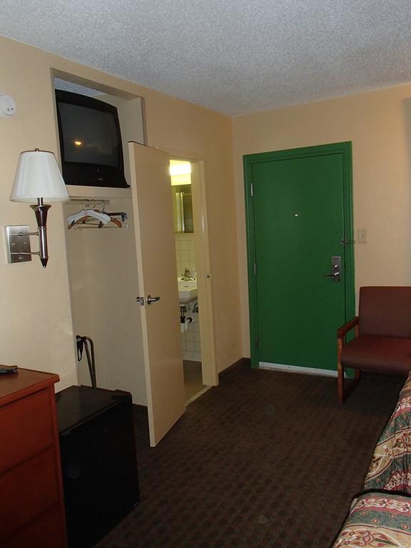 Motel Royal Of *