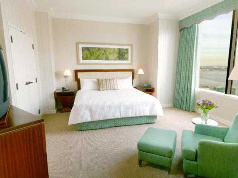 Loews Hotel 4*
