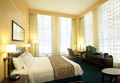 Courtyard By Marriott Downtown Near The French Quarter Hotel New Orleans
