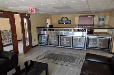 Hotel Days By Wyndham Pontchartrain 3*