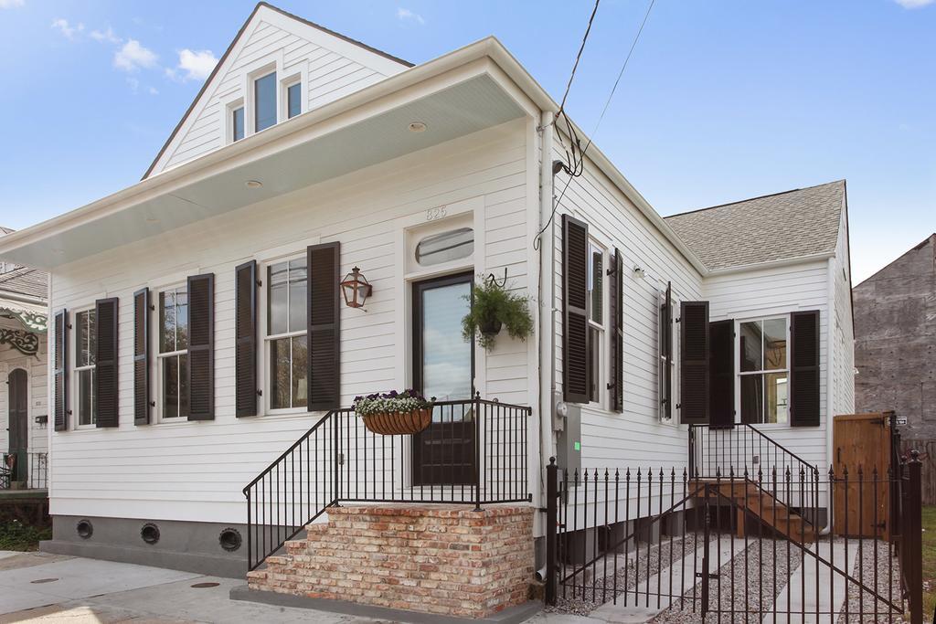 Charming Royal Queen Blocks From Fq! *