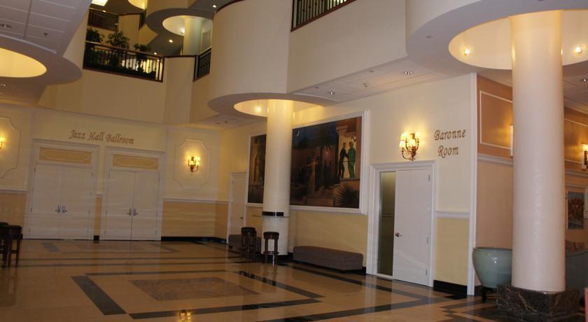 Hotel Wyndham Garden Baronne Plaza