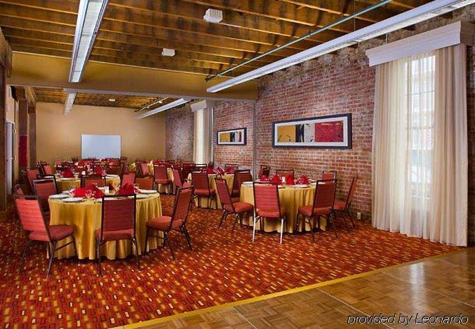 Courtyard By Marriott Warehouse Arts District