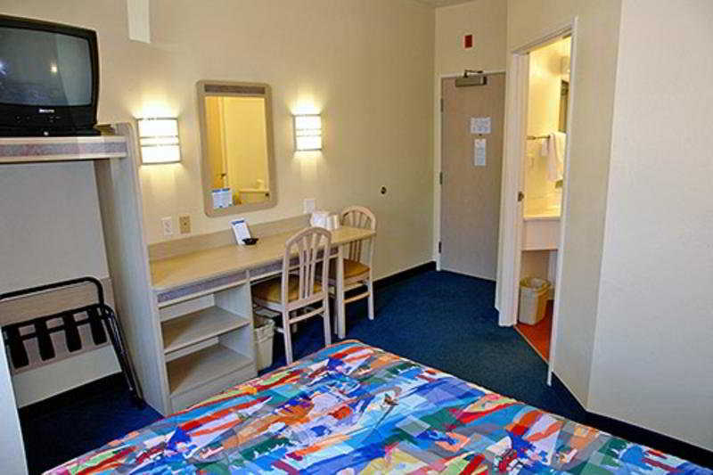Motel 6-New Orleans, La Hotel