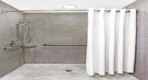 Wyndham Garden Baronne Plaza 3*