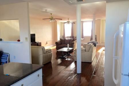 Apartment French Quarter Apartment With Mississippi River View New Orleans