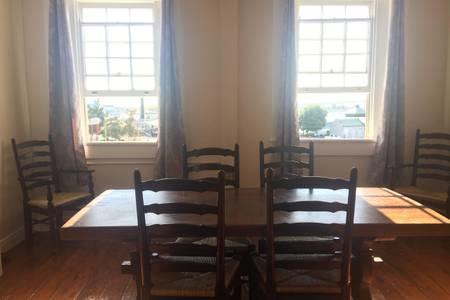 French Quarter Apartment With Mississippi River View *