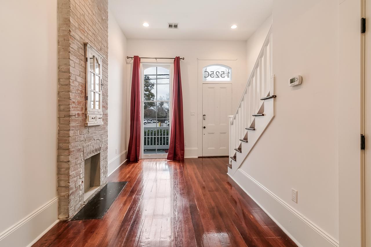 Modern 2br On Carondelet By Hosteeva * New Orleans