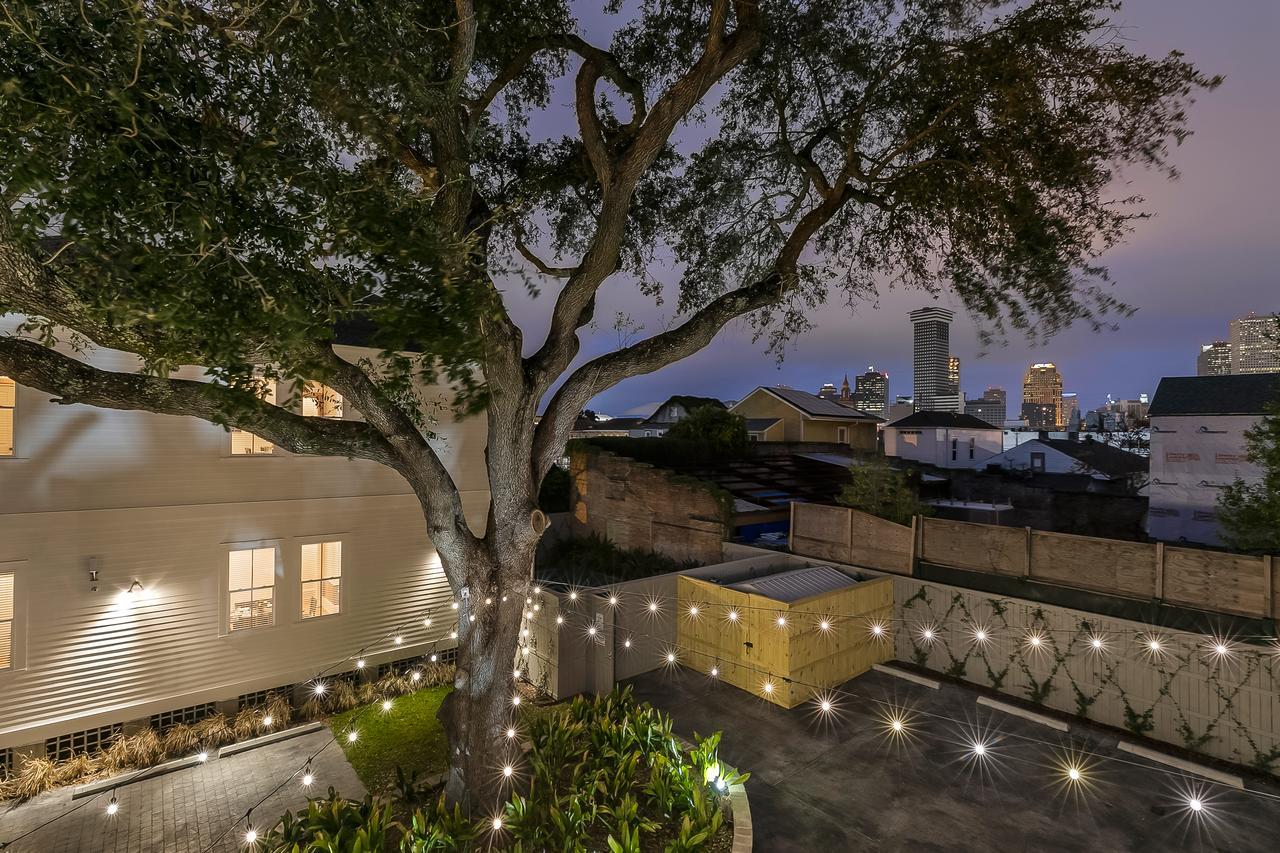 Modern 2br On Carondelet By Hosteeva Apartment New Orleans