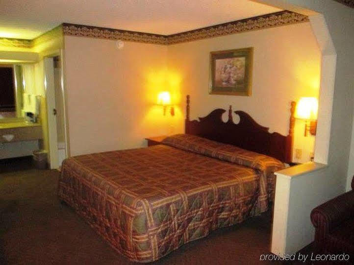 Nola & Hotel