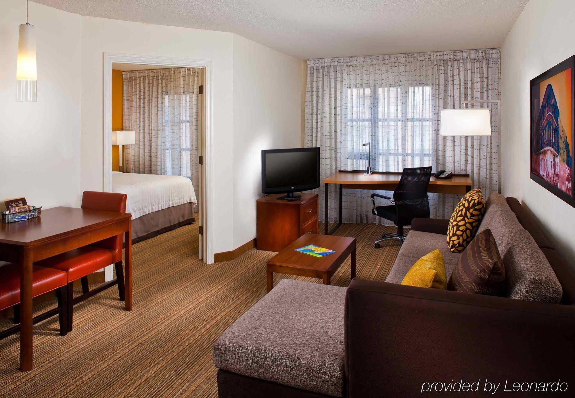 Hotel Sonesta Es Convention Center 3*