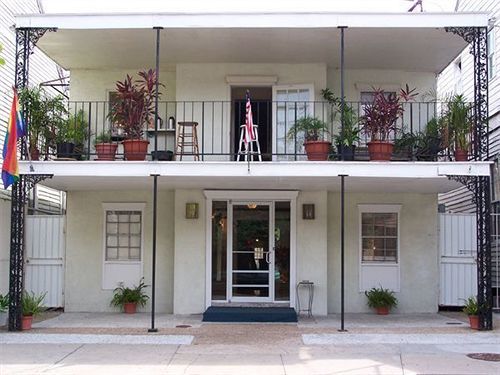 Hotel Empress *