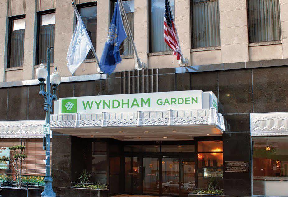 Wyndham Garden Baronne Plaza 3*