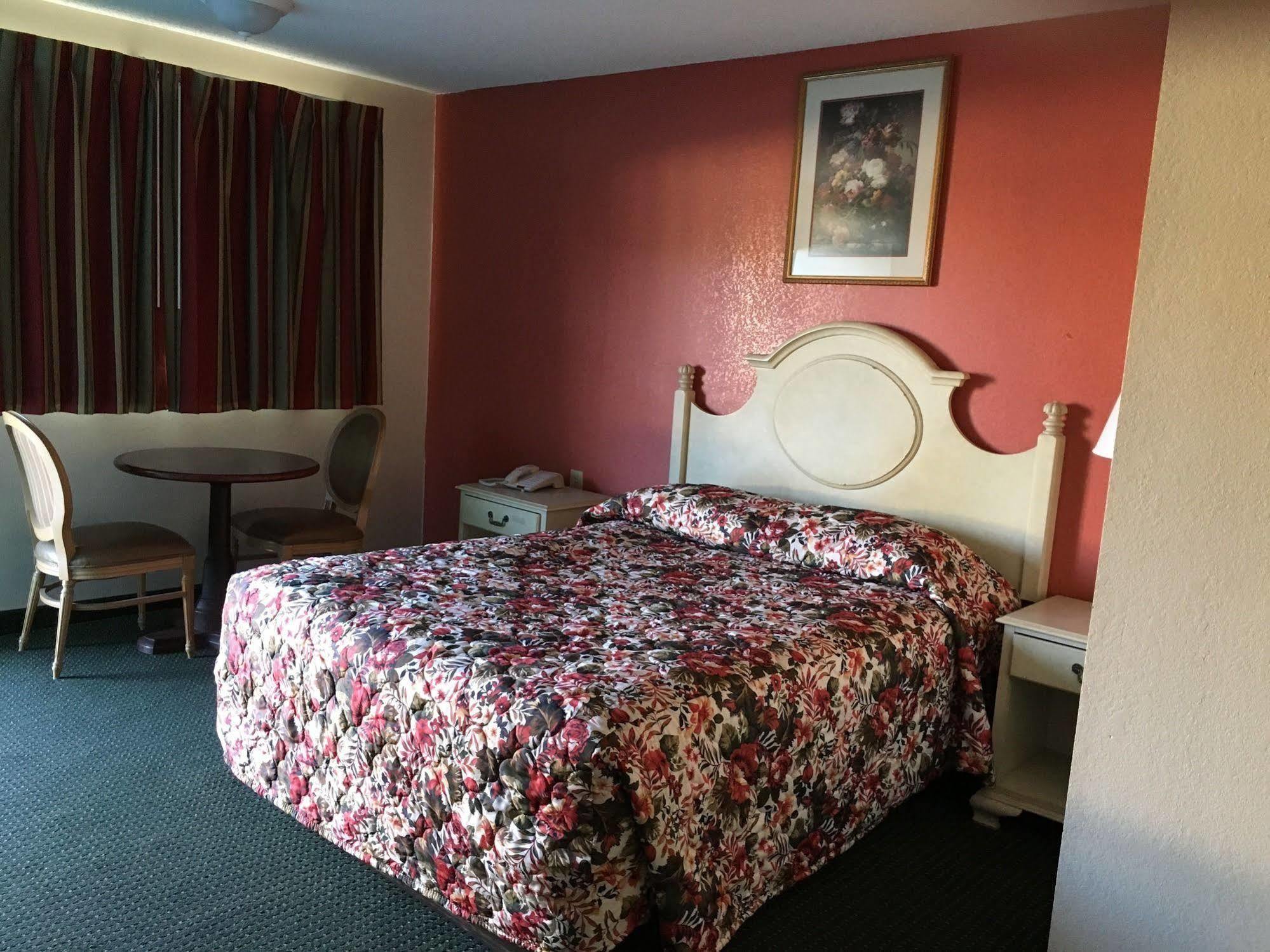 New Orleans Inn *