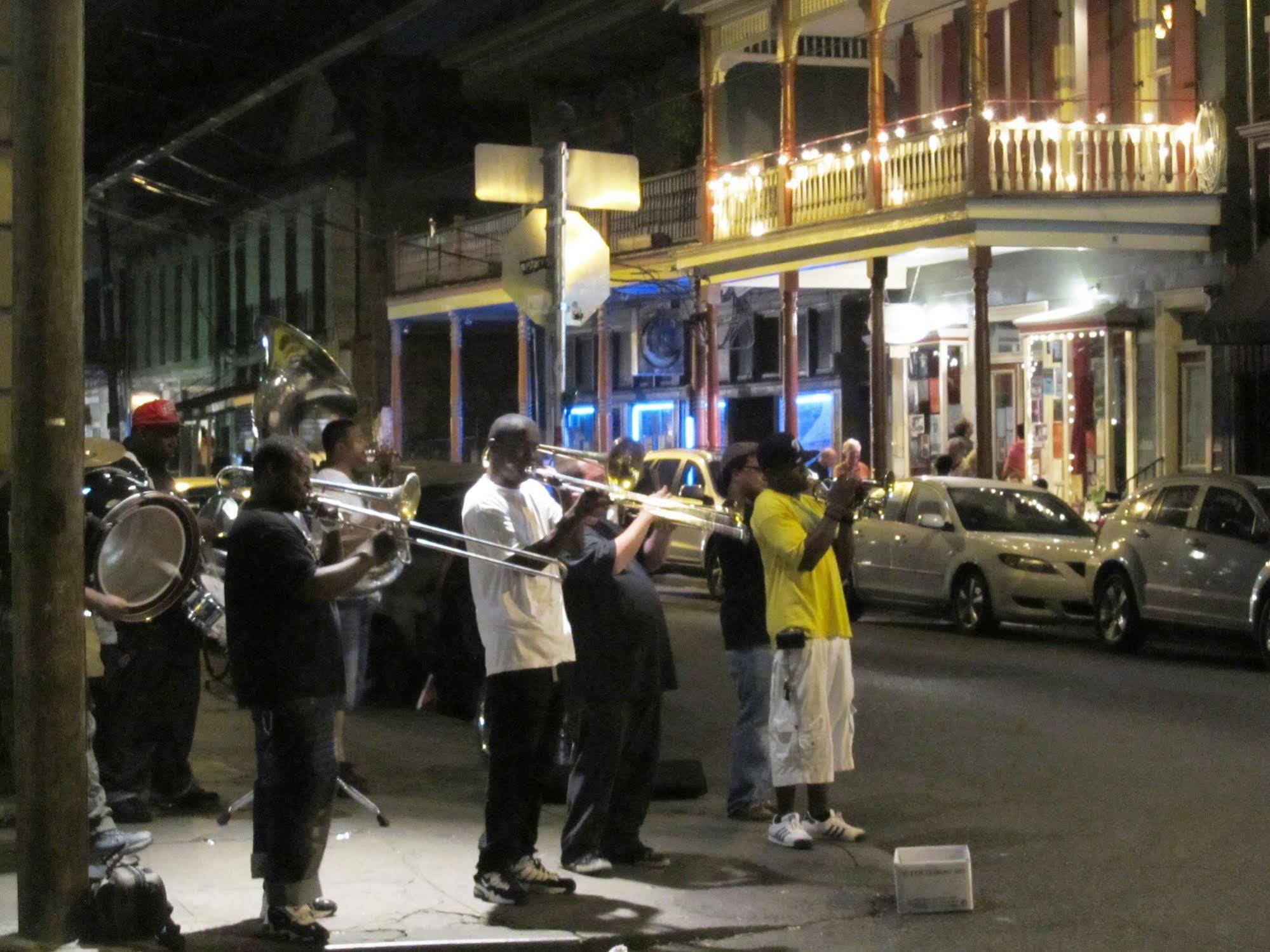R&b Award Winning - Adult Only 3* New Orleans