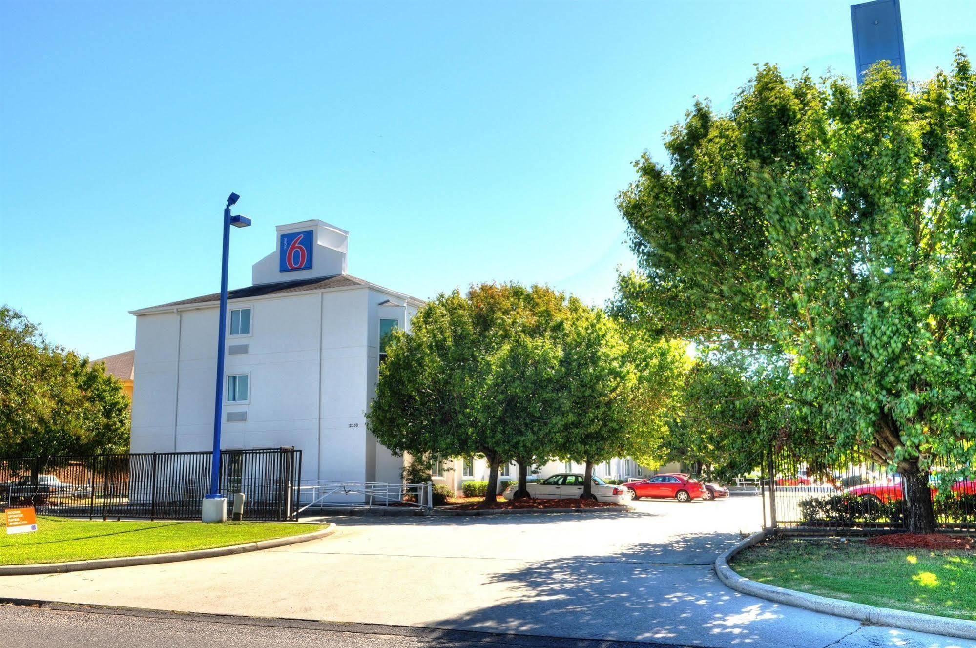 Hotel Motel 6-New Orleans, La 2*