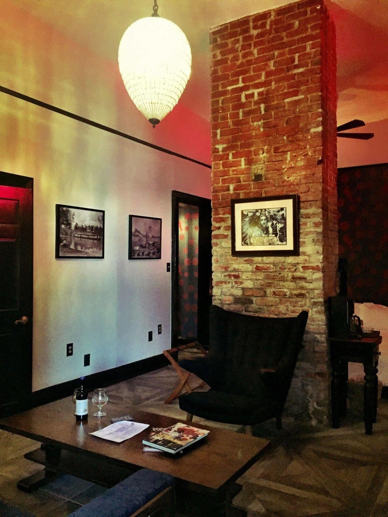 Inn Royal Street Inn & Bar