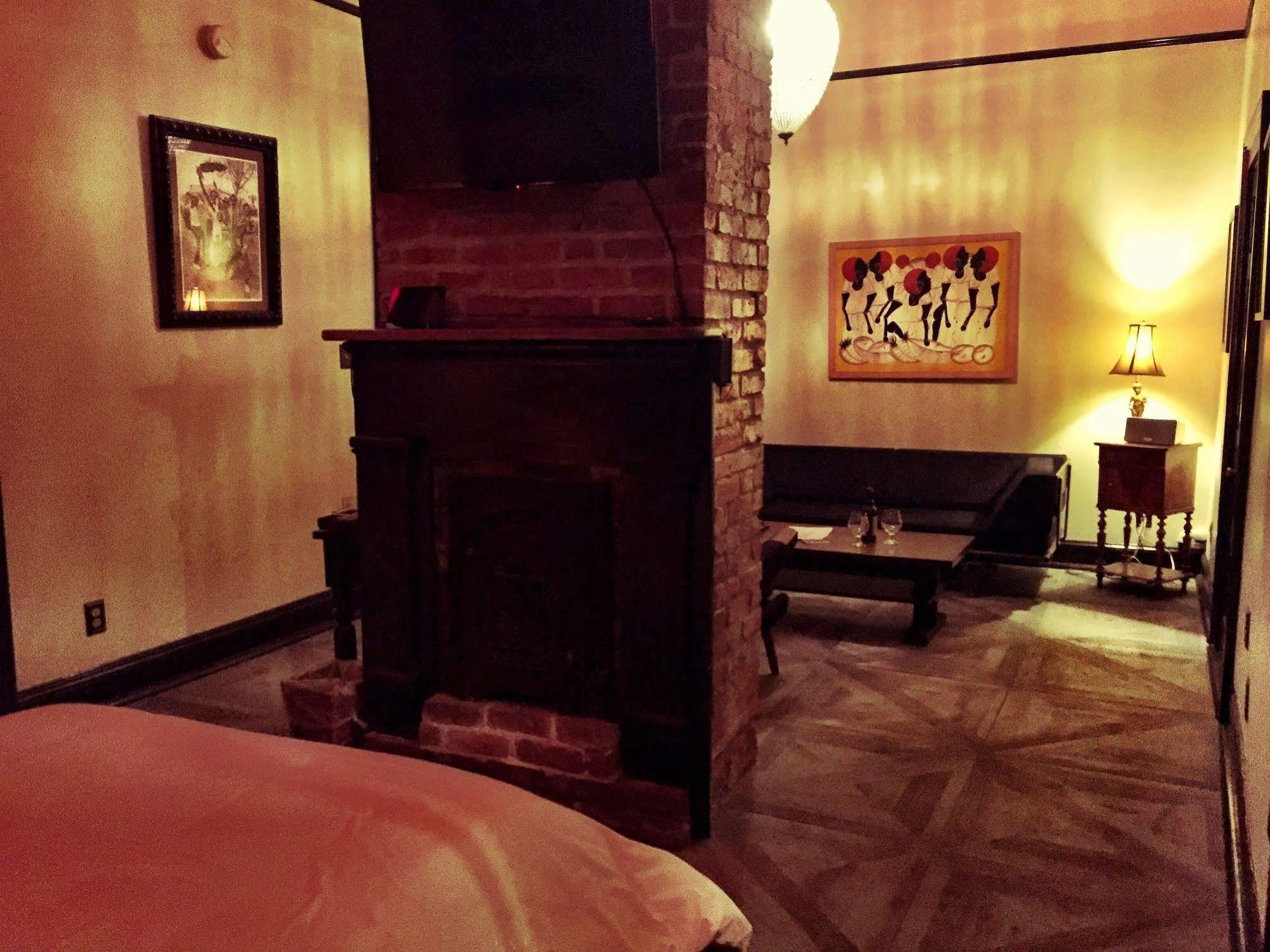 Royal Street Inn & Bar New Orleans