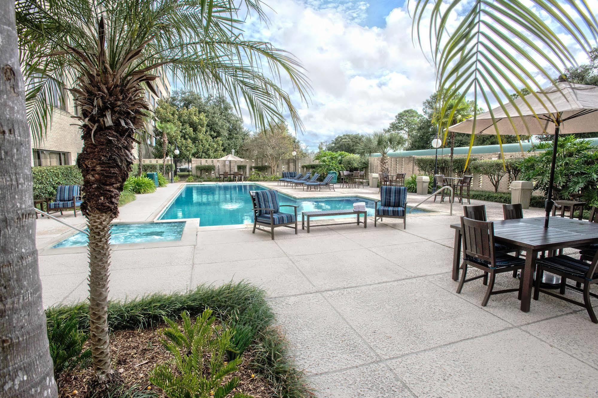 Brent House Hotel 3*