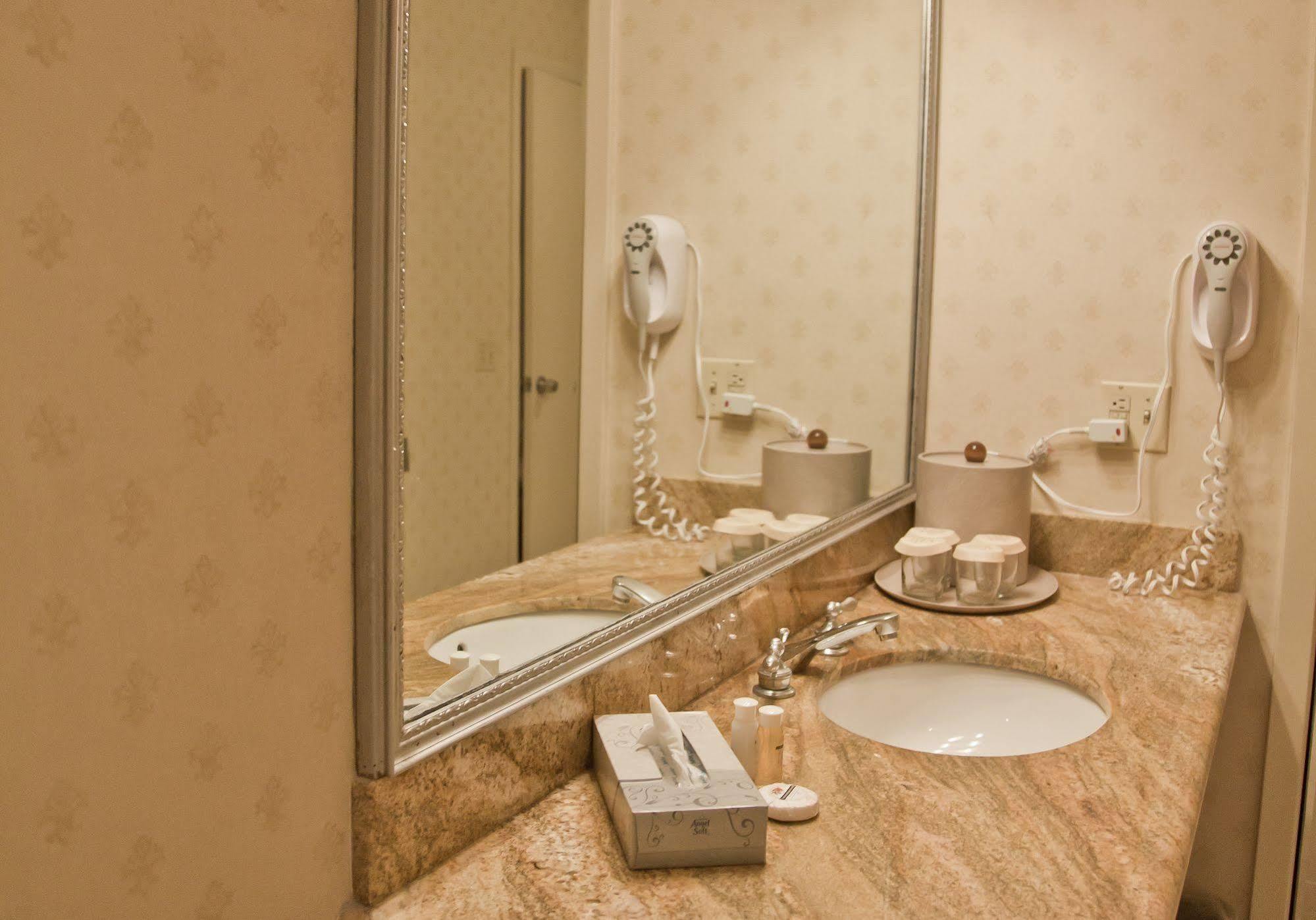Place D'armes Hotel