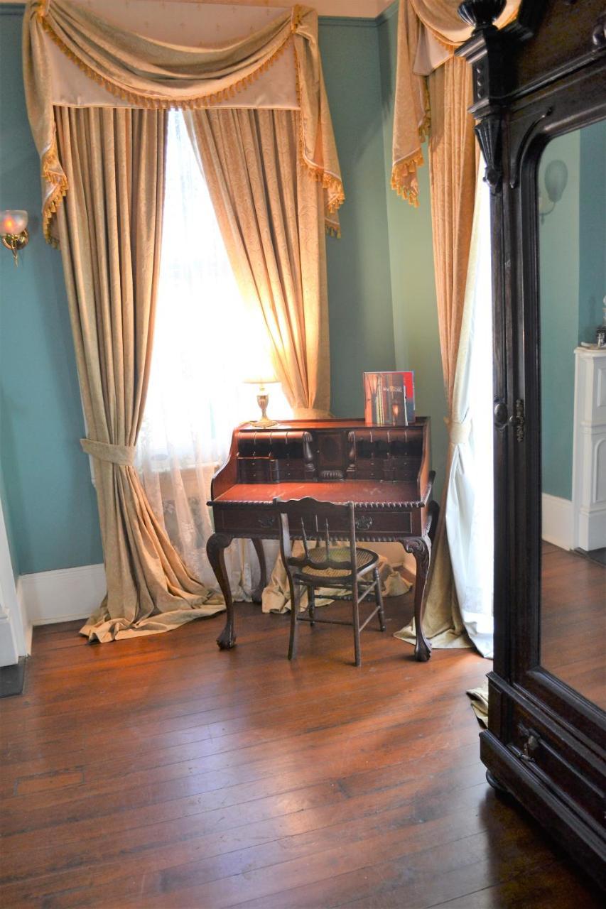 Bed & Breakfast Edgar Degas House Historic And Museum
