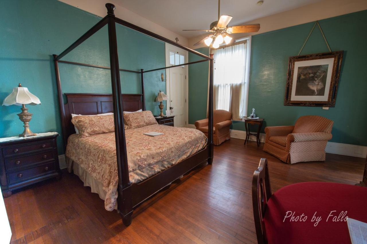 Bed & Breakfast Edgar Degas House Historic And Museum