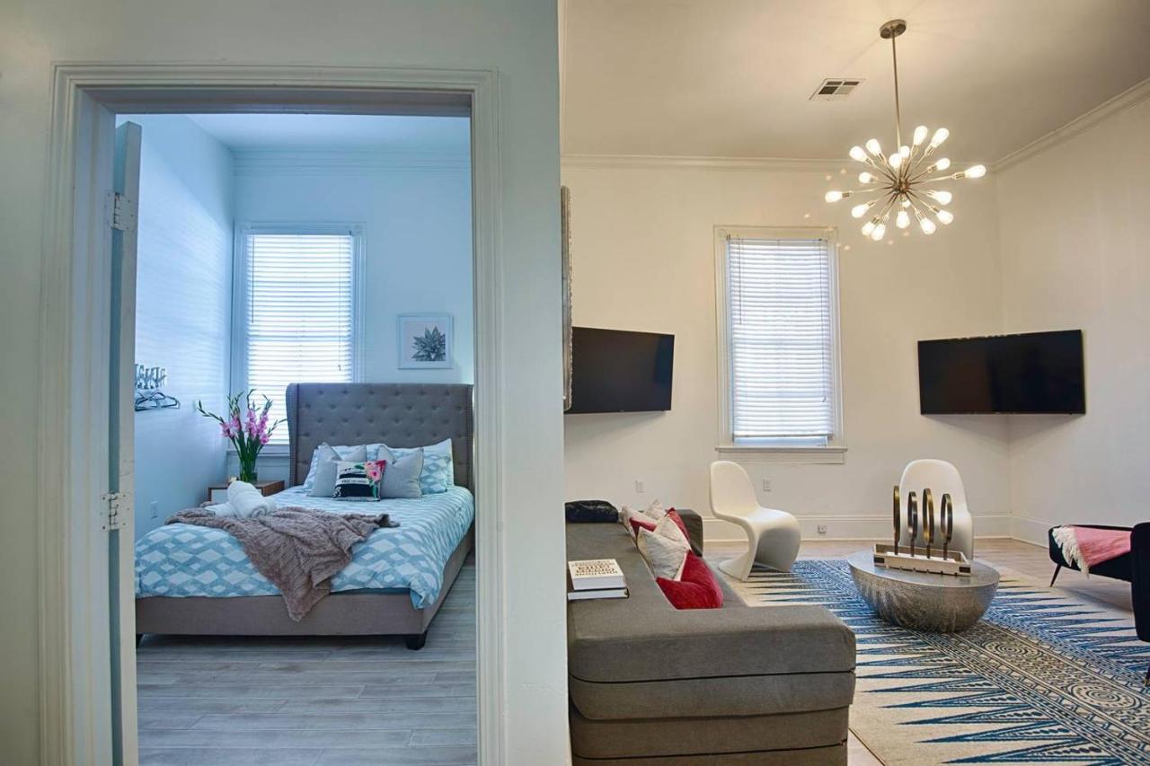 7 Bedroom - Sleeps 14! Next To Bourbon Street Villa *