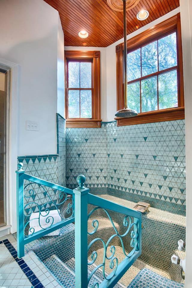 7 Bedroom - Sleeps 14! Next To Bourbon Street Villa New Orleans