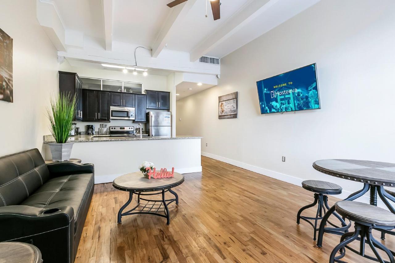 Apartment Gorgeous Condo 1 Minute Walk To French Quarter And Bourbon St.