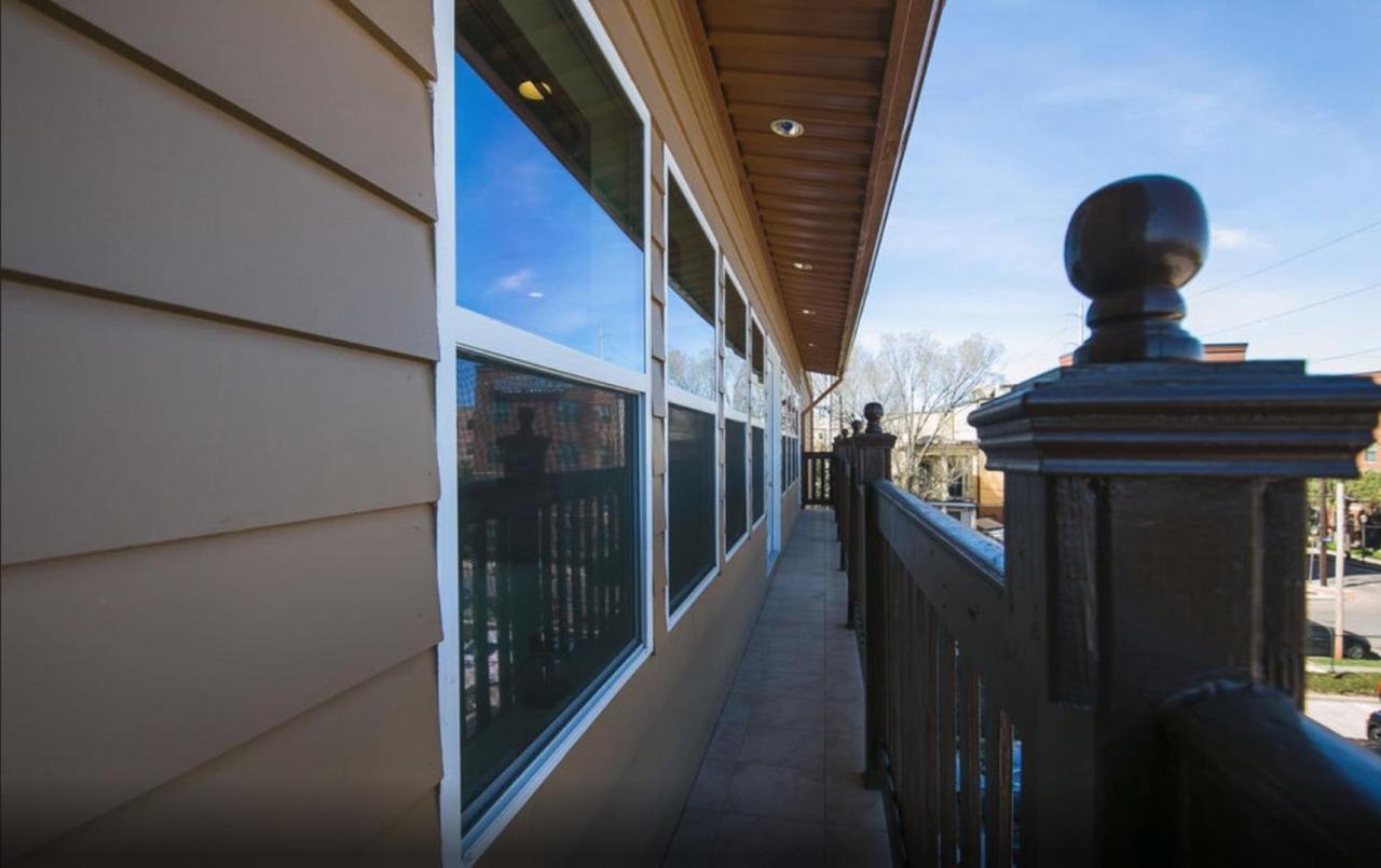 Spacious 4bd Luxury Penthouse With Balcony