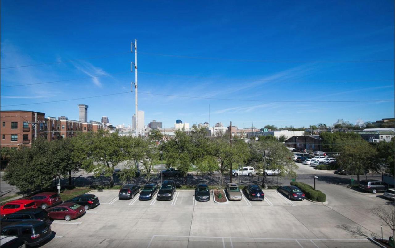 Spacious 4bd Luxury Penthouse With Balcony Apartment New Orleans