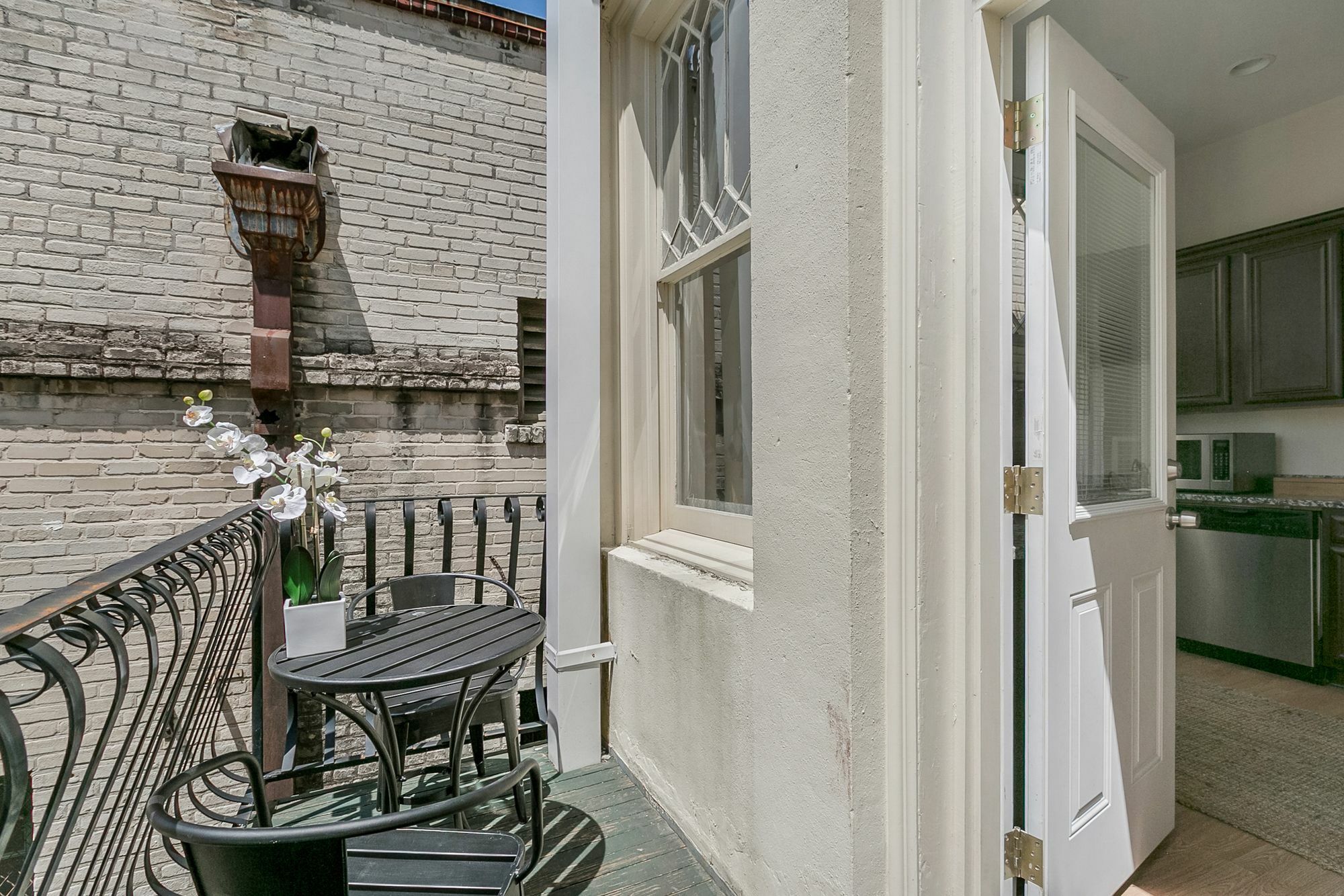 Chic 2br In Arts/warehouse District By Sonder *