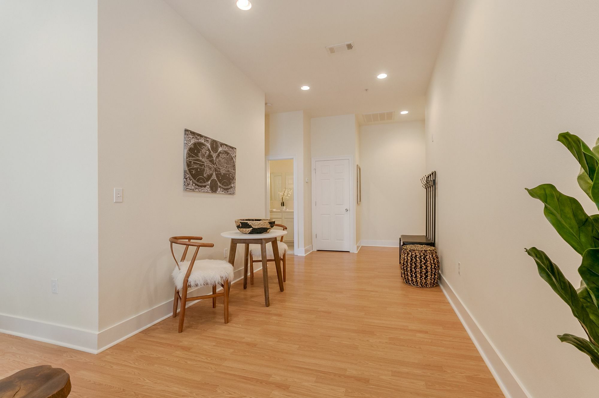 Chic 2br In Arts/warehouse District By Sonder * New Orleans