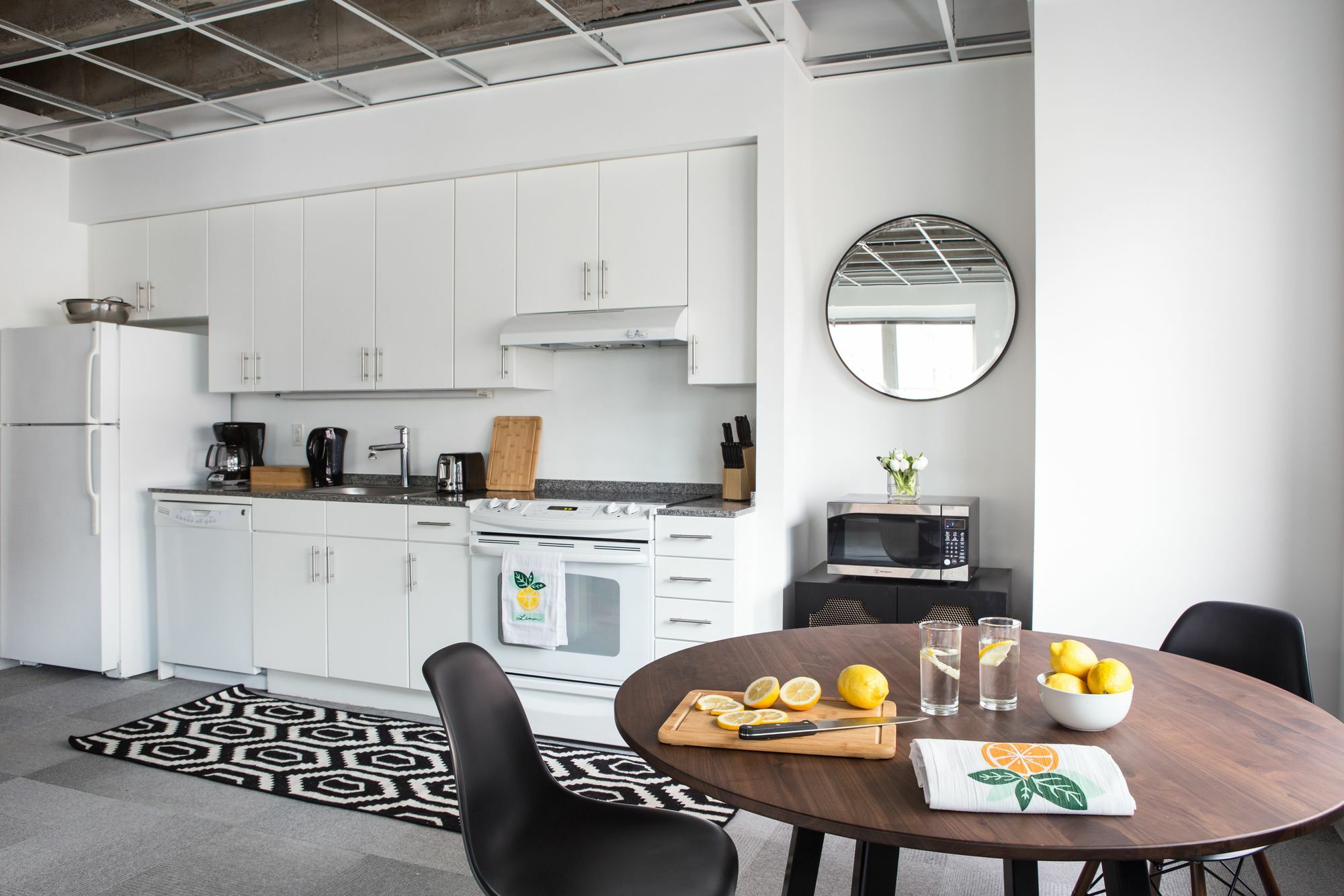 Sophisticated 2br In C.b.d. By Sonder Apartment New Orleans