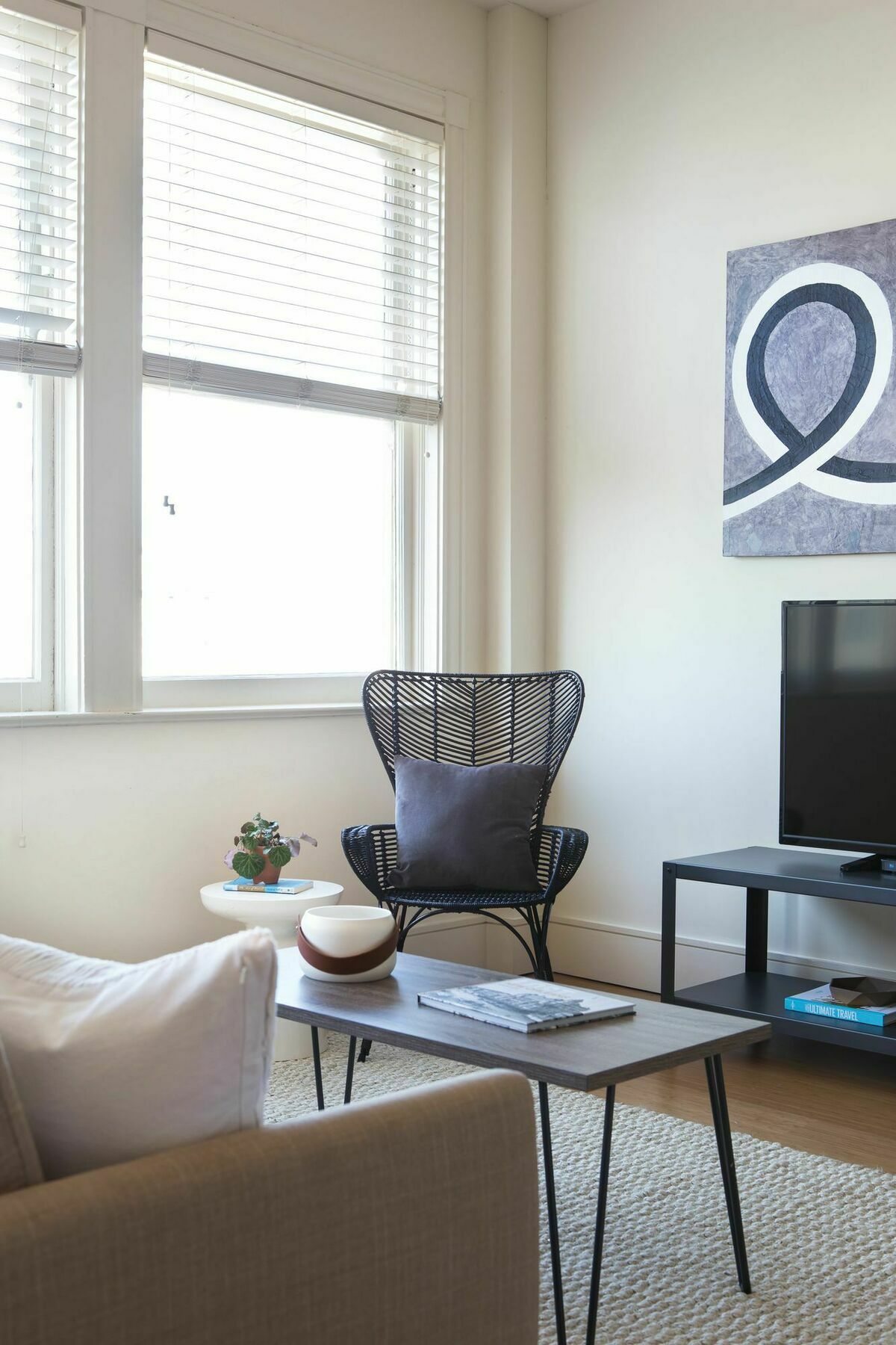 Intimate 1br In C.b.d. By Sonder *
