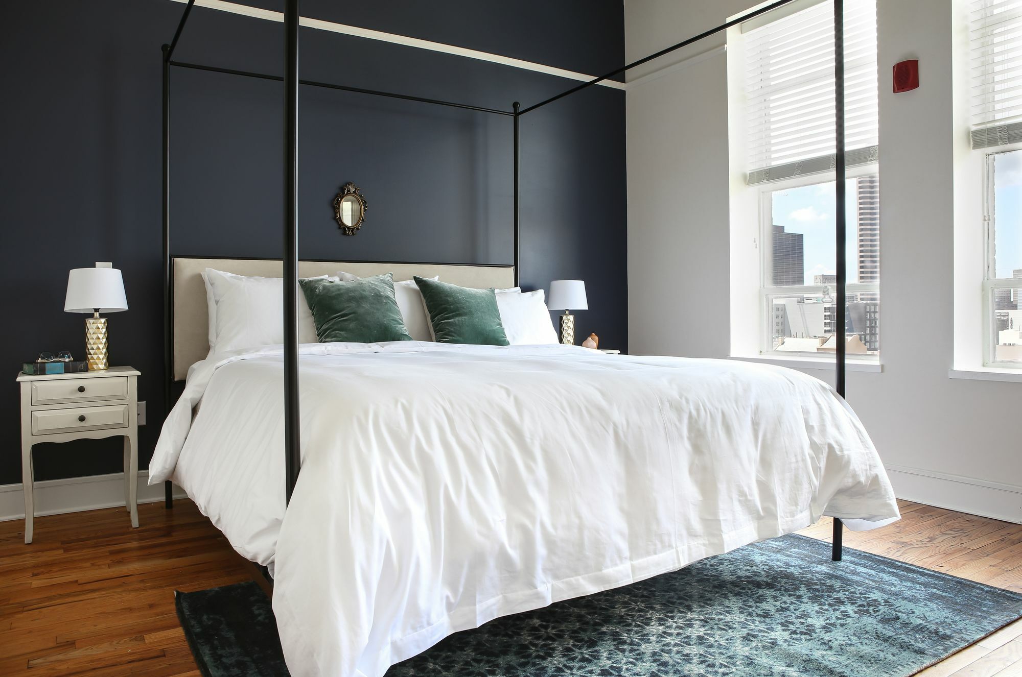 Penthouse 2br In C.b.d. By Sonder *