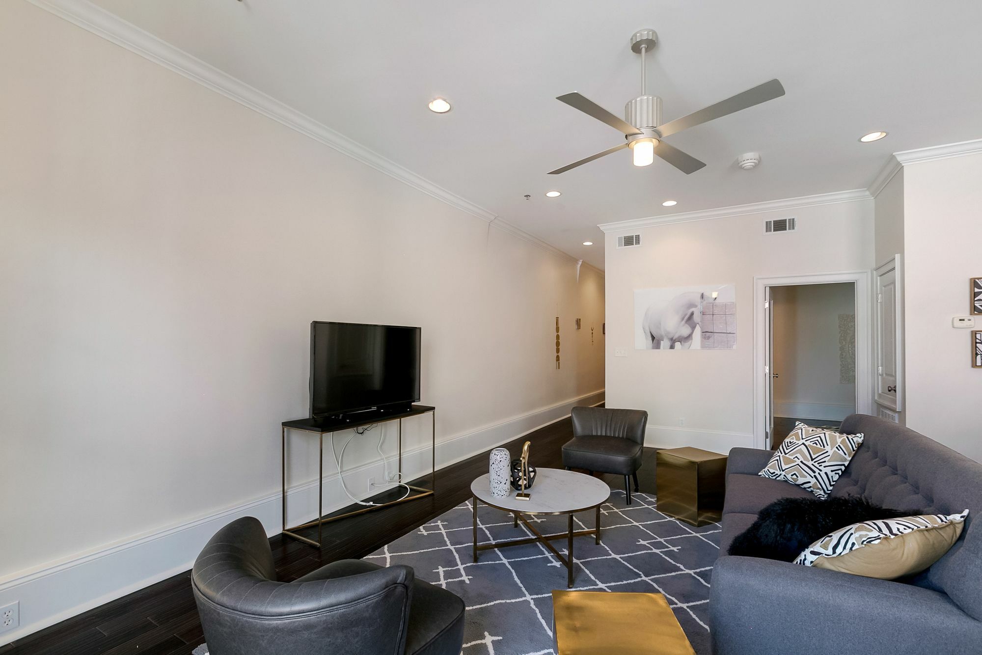 Apartment Airy 1br In C.b.d. By Sonder New Orleans