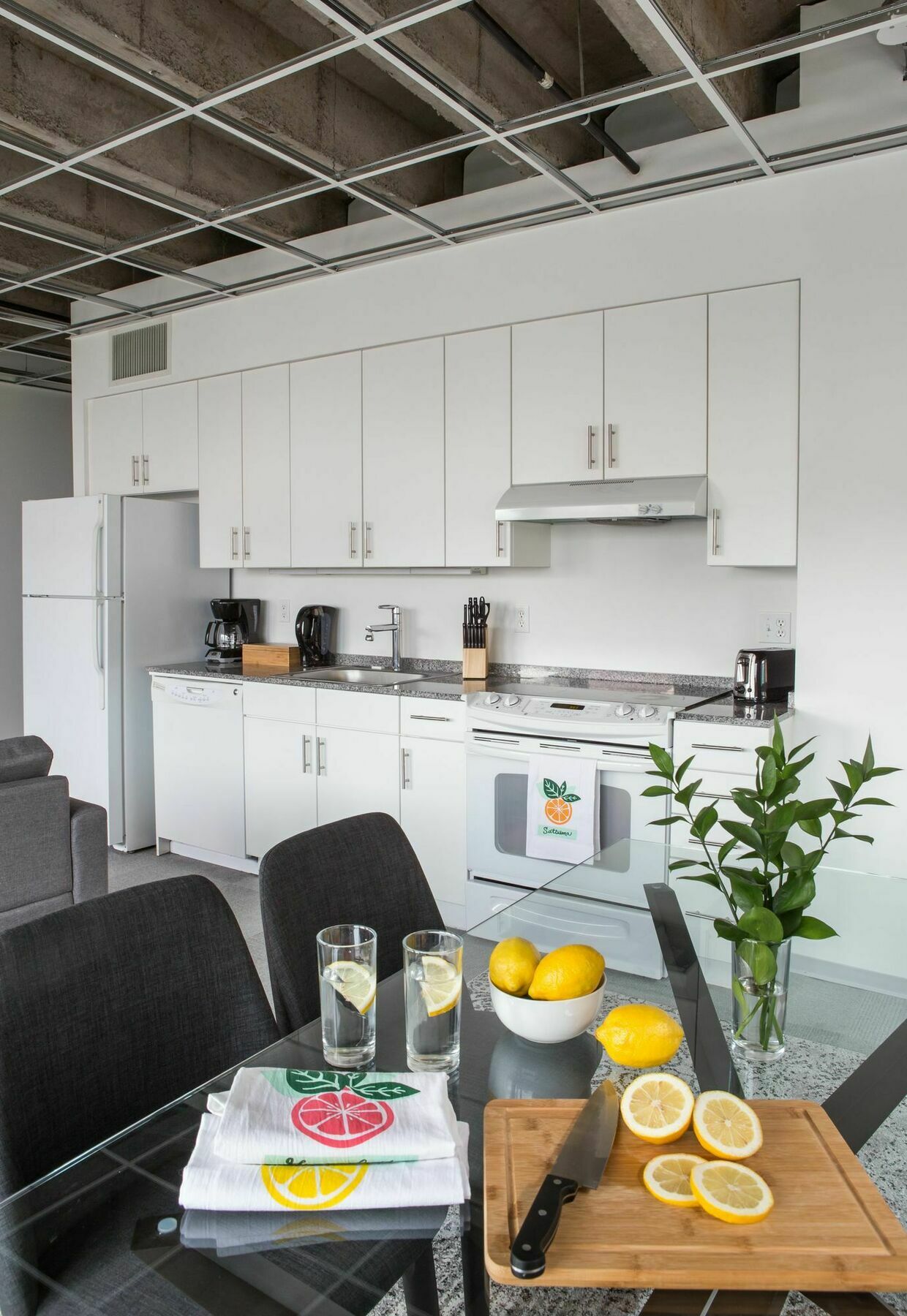 Modern 2br In C.b.d. By Sonder