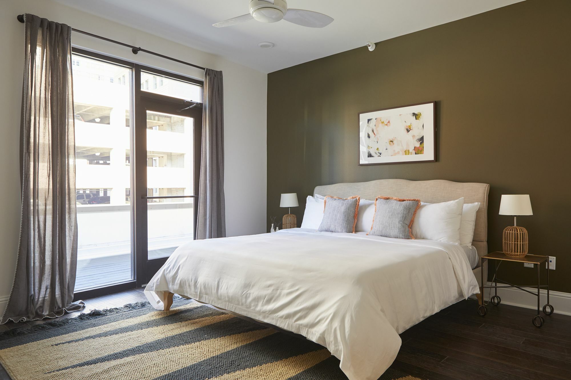 Cheerful 1br On Saint Charles Ave By Sonder * New Orleans