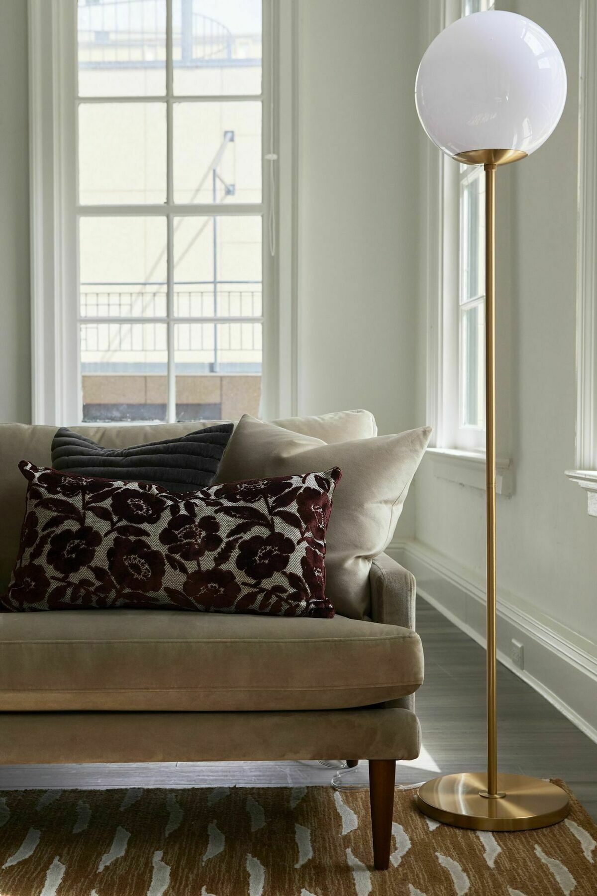 Distinctive 2br On Saint Charles Ave By Sonder