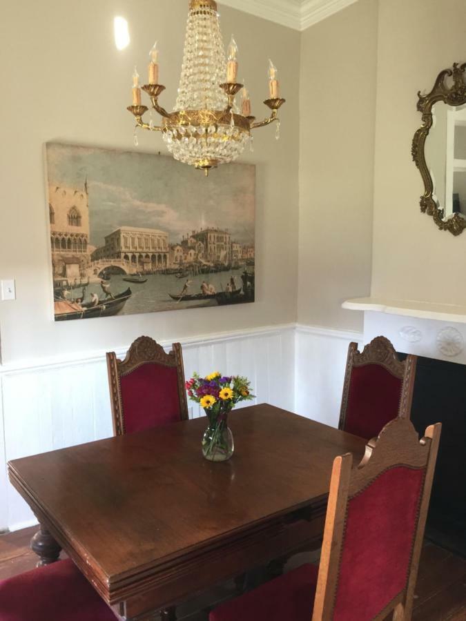 Crescent Apartment