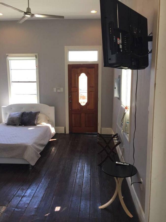 Modern 2 Blocks From Quarters * New Orleans