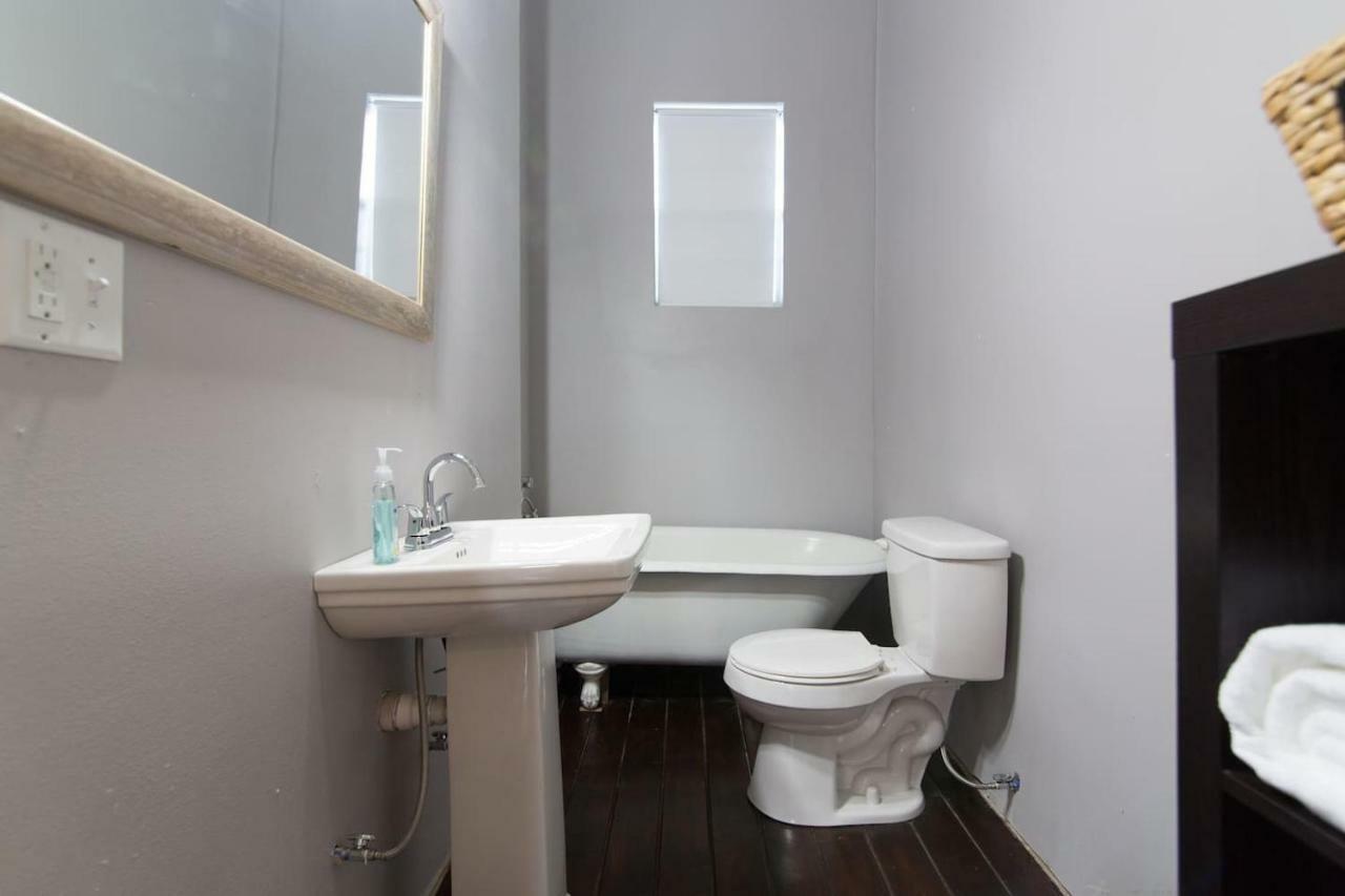 Apartment Modern 2 Blocks From Quarters New Orleans