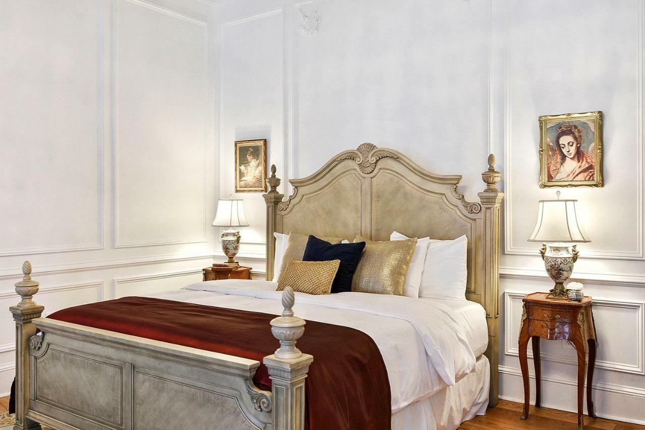 French Quarter Mansion Hotel