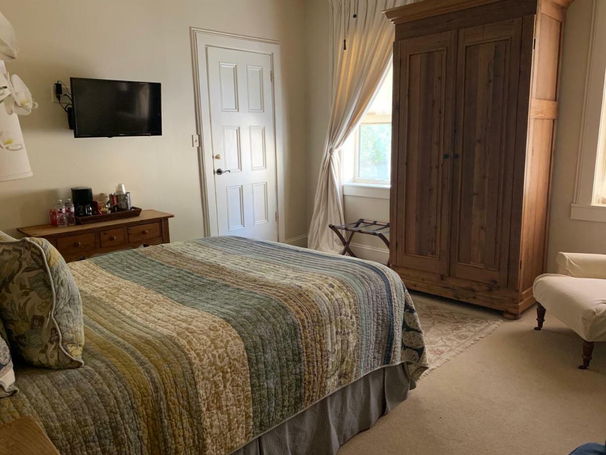 Terrell House 3*